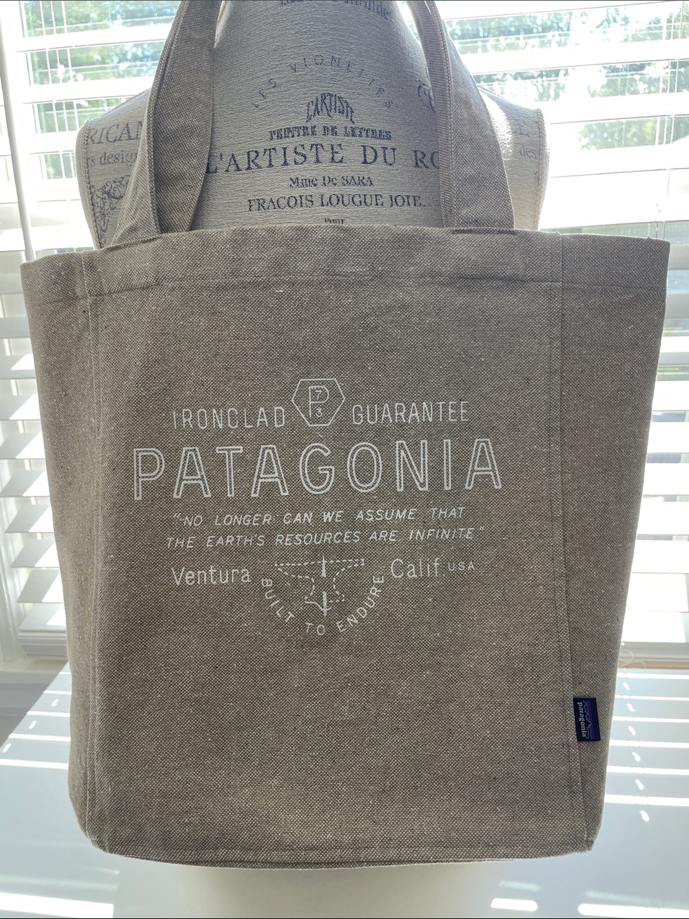 Patagonia Recycled Market Tote Bag-Classic Tan With Forge Mark-Unused - Picture 2 of 12
